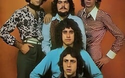 Ηλίας Ασβεστόπουλος και 2002: 50 χρόνια από το άλμπουμ «Ο Σιδερένιος Άνθρωπος»