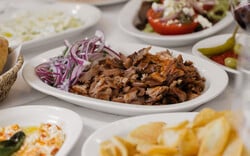 Δώδεκα Πιάτα: Νέα αθηναϊκή κουζίνα με υπογραφή