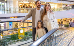 Φέτος τα Χριστούγεννα όλοι οι δρόμοι οδηγούν στο River West: Η απόλυτη γιορτινή εμπειρία είναι εδώ! 