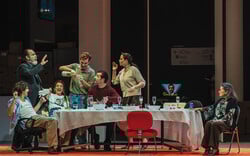 Έτρεξες μακριά, αλλά δεν έφυγες ποτέ 