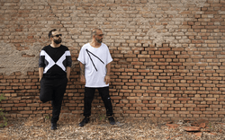 Serious Dancers: Ένα ντουέτο που ανεβάζει την ηλεκτρονική μουσική στα decks του κόσμου