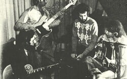 Οι electro και ροκ δίσκοι του Λουκά Θάνου και των Carma, από το μέσο των 80s, κυκλοφορούν ξανά