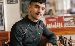 Το λαϊκό τραγούδι συναντά το «Ερώτικ Ηλεκτρόνικα» της Ecati