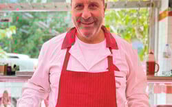 Κρεοπωλείο «ο Γιάννης»: Η οικογένεια που φροντίζει το καθημερινό μας τραπέζι