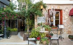 Hyde Κηφισιάς: Δημιουργικότητα και υψηλή ποιότητα στο νέο μενού από τον σεφ Κωνσταντίνο Στεφανή