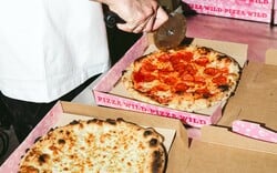 H Leo Pizza Wild είναι η ναπολιτάνικη pizza που θέλεις να παραγγείλεις