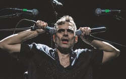 Κυνηγός φωνών και φαντασμάτων 