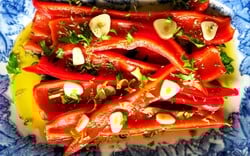 Η Μεγάλη Εβδομάδα του πιο λιτού τραπεζιού