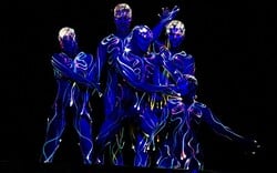 Λέσλι Τράβερς: «Η όπερα είναι ένας κόσμος χωρίς όρια» 