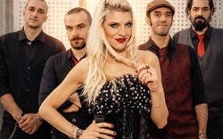 From Swing to Rock ’n’ Roll by Vanila Swing: Ένα μουσικό ταξίδι στις δεκαετίες που αγαπήσαμε