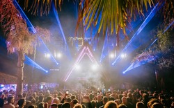 Bolivar Beacch Club - Το πιο ξεχωριστό open-air dancefloor της Αθήνας γράφει ξανά ιστορία!