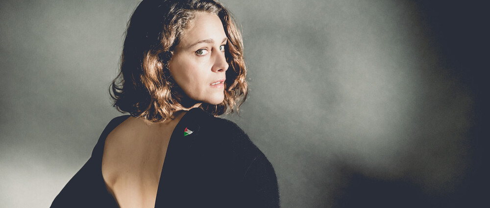 Ariane Labed: «Δεν με ενδιαφέρει να σκίσω το γυναικείο σώμα στις ταινίες μου, το σέβομαι»
