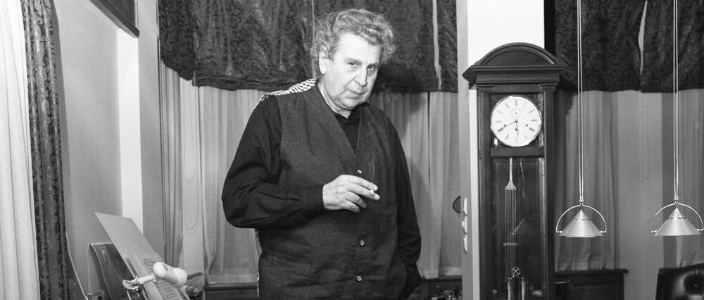 «Private Recordings»: Στο δωμάτιο του Μίκη