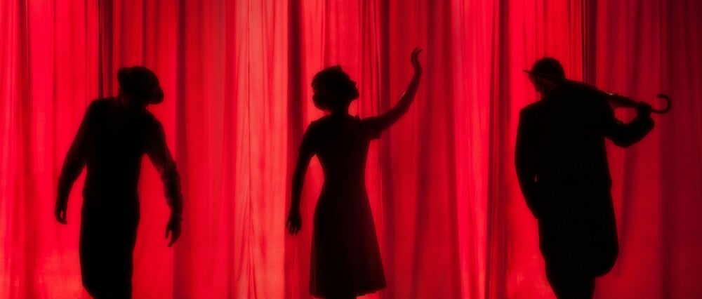 Ο μεγάλος θεατρικός οδηγός της LiFO για τον χειμώνα: 125 παραστάσεις για τη νέα σεζόν