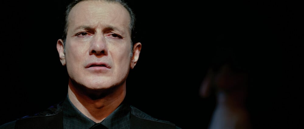 Η βραβευμένη παράσταση «Οιδίπους Τύραννος» επιστρέφει για 15 τελευταίες παραστάσεις