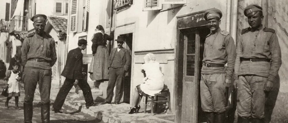 Επίσκεψη στη Μπάρα, την αμαρτωλή γειτονιά της Θεσσαλονίκης