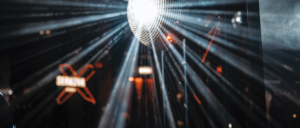 Disco Safari: Η αυθεντική ντίσκο που ταξιδεύει ολόκληρες γενιές πίσω στο 1979