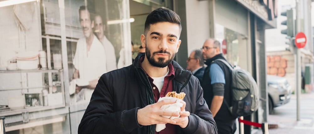 Souvlakination: Ένας Ελληνοκύπριος που αγαπάει πολύ το σουβλάκι