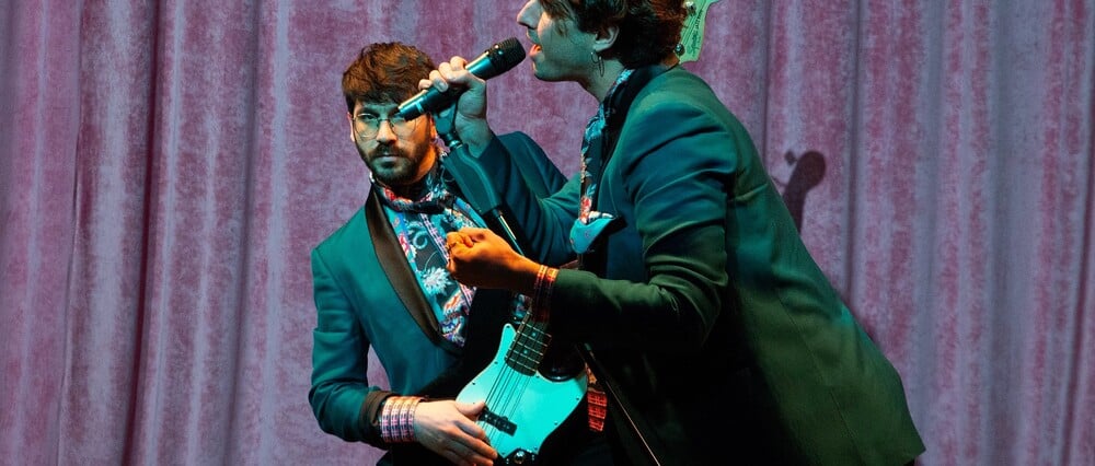 Ιεροτελεστία: Μια παράσταση για την απώλεια και τις μικρές επαναστάσεις