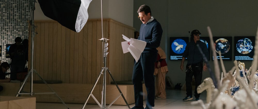 33’ με τον Άνταμ Κρίστιαν Κλαρκ στα γυρίσματα της ταινίας του «Bells»