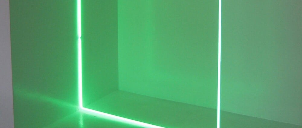 Stephen Antonakos, ο καλλιτέχνης που έκανε ποίηση με νέον