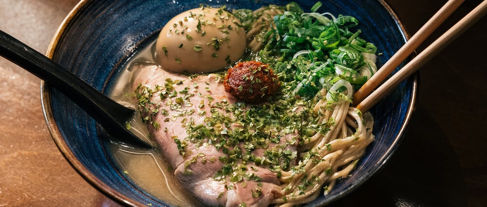 Τα αχνιστά ράμεν είναι η πιο hot τάση στο φαγητό