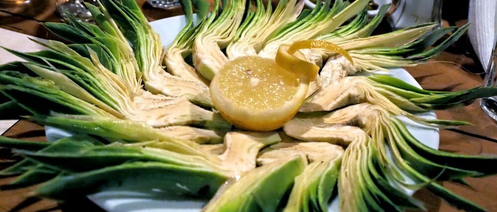 Η ρακή αγαπά τις τρυφερές καρδιές των κήπων