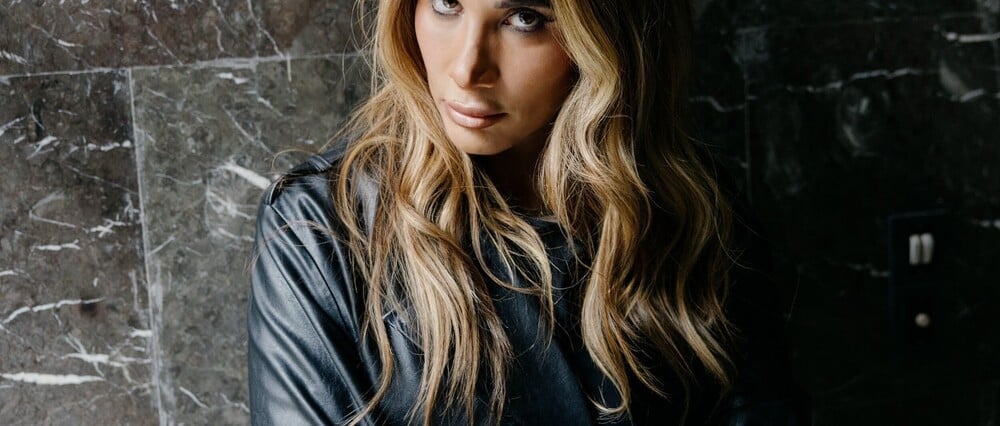 Εύη Καλογηροπούλου: «Ξενίζει όταν μια γυναίκα κάνει ταινίες δράσης»