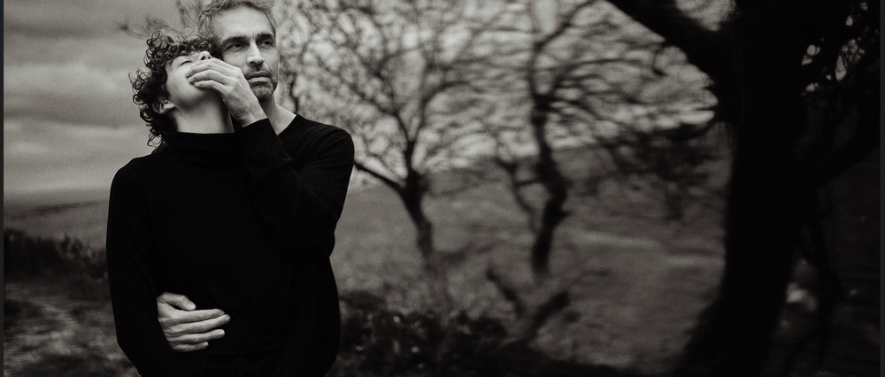 «Βιώνοντας το Κενό»: Στην αναζήτηση μιας νέας ανθρώπινης οσμής μέσα στα χαλάσματα