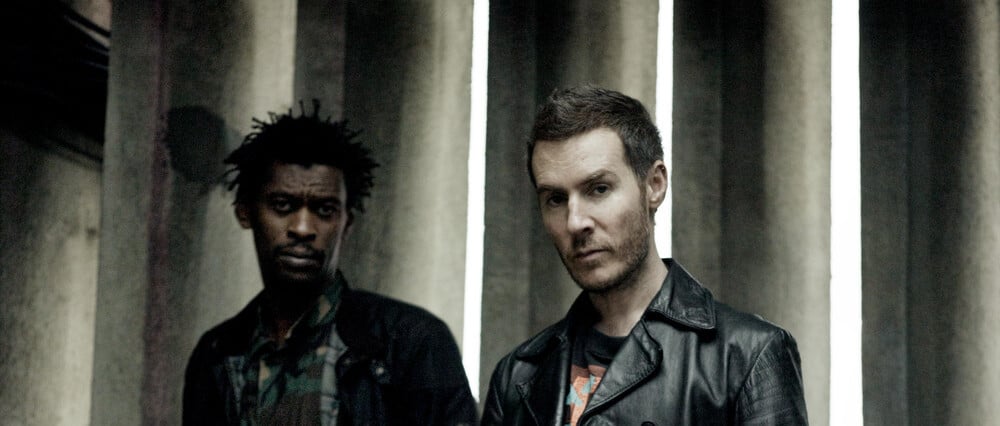 Η επιστροφή των Massive Attack με τον Tom Waits σε ένα τραγούδι για τους πολέμους του τώρα