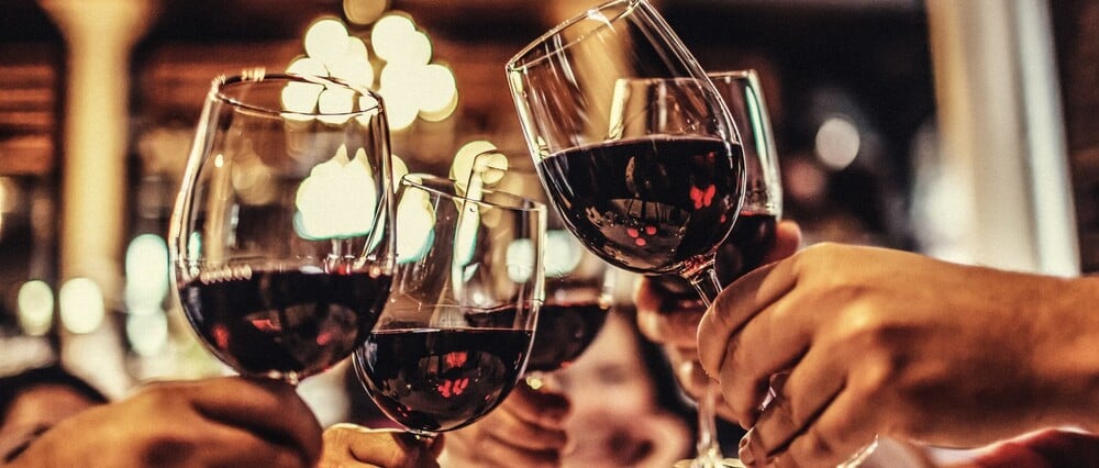 9 Wine Bars που αγαπάμε στην Αθήνα