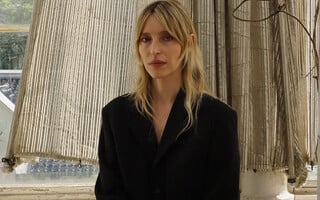 Carmen Villain - Lyra Pramuk
