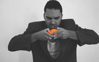 Δωρεάν χώμα για όλους / εκδοχή 2 (Τώρα αρχίζω να σε βλέπω κάπως καλύτερα)