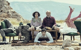 Η λέξη πρόοδος στο στόμα της μητέρας μου ηχούσε πολύ φάλτσα