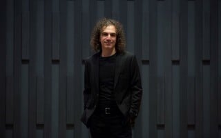 Σταύρος Λάντσιας: Waving Hands