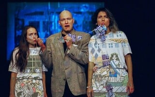 Paradise ή μια ιστοριούλα χωρίς καμία τραγικότητα