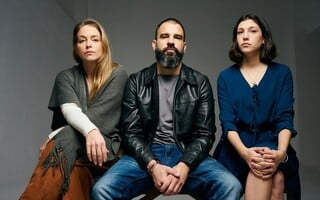 Τα κορίτσια δεν πρέπει να παίζουν ποδόσφαιρο