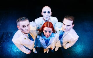 Δολοφόνοι, εσείς είστε το νέο Άουσβιτς