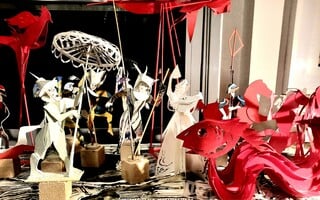 Απόστολος Φωκίωνας Βέττας: Ατέρμονα Τοπία με Ιστορίες από χάρτινες Φιγούρες