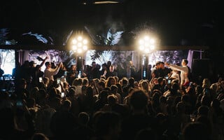 Sunset Series: Το Ace Hotel & Swim Club Athens δίνει νέο ρυθμό στο καλοκαίρι