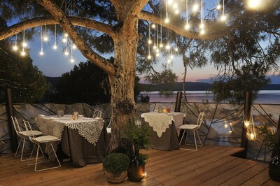 Τα Σαββατοκύριακα υψηλής γαστρονομίας «Cooking for Charity» επιστρέφουν στο δεντρόσπιτο του Ekies