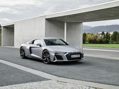 Αυτό είναι το «εκρηκτικό» Audi R8 V10 RWD Coupé