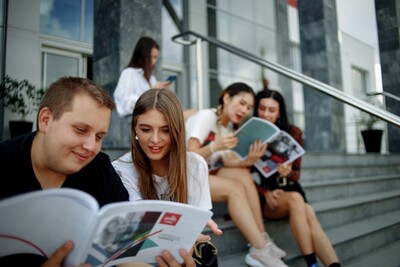 Εξασφαλίστε δύο πτυχία χωρίς αυξημένα δίδακτρα από το Βρετανικό Πανεπιστήμιο Κύπρου