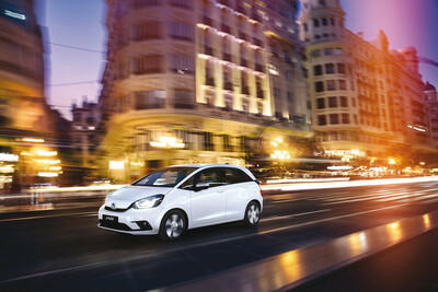 Honda Jazz. Νέο Jazz: Με προηγμένη υβριδική τεχνολογία