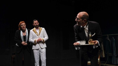 «Αυτοί και τα παντελόνια τους» από την Ομάδα Θεατρείς