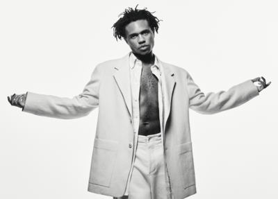 Η Tommy Hilfiger παρουσιάζει την καμπάνια Classics Reborn για την άνοιξη του '23