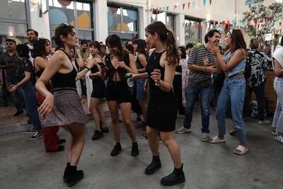 deBόp Arts Party στην Δημοτική Αγορά Κυψέλης 