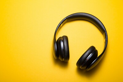 «Outlaws: The Good Thief»: Η ζωή του Βασίλη Παλαιοκώστα γίνεται Podcast στην Αμερική