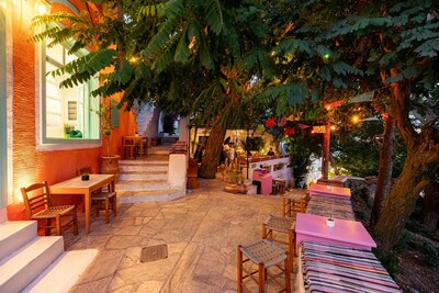 Το Stella’s Arnados δίνει ιταλική φινέτσα στην Τήνο