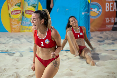 Είδαμε beach volley στο Σύνταγμα παρέα με Lipton Ice Tea Sparkling και παίξαμε το πιο δροσερό interactive game